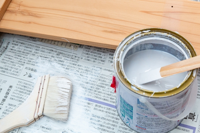 福島市の外壁塗装で使われる水性塗料のイメージ
